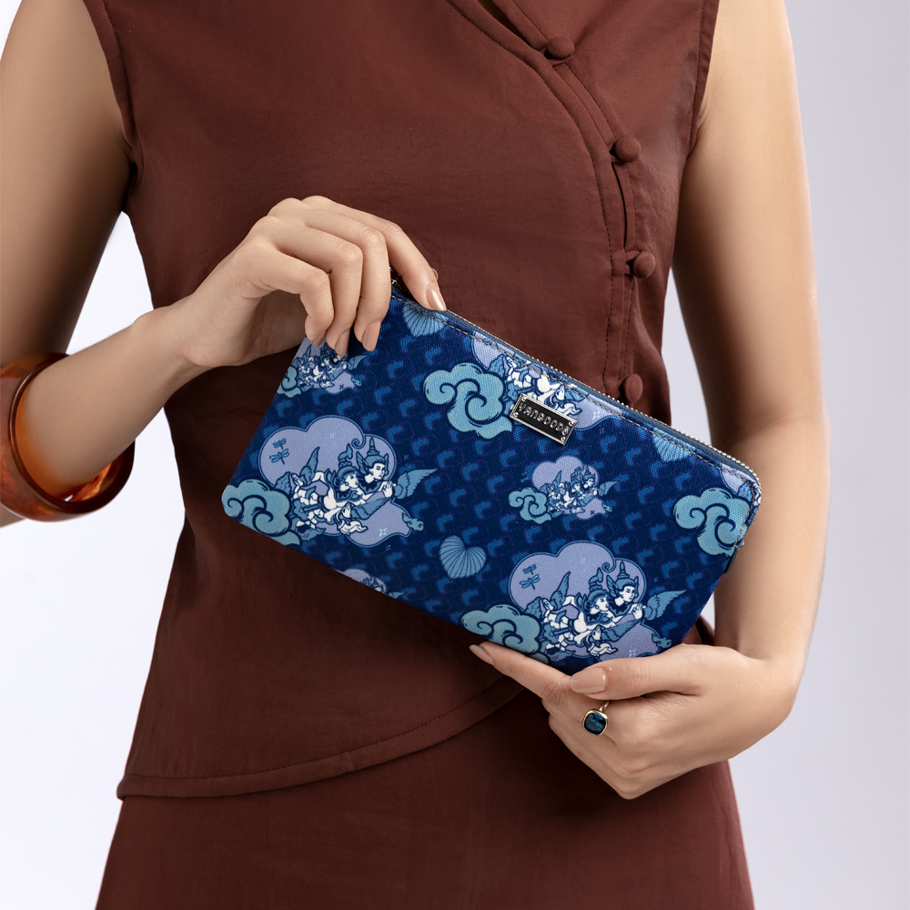 Swal Taw Navy Wallet Pouch