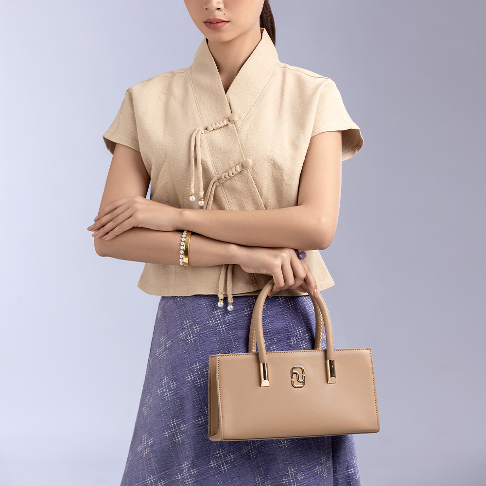 Dannari Beige Mini Elongated Handle Tote
