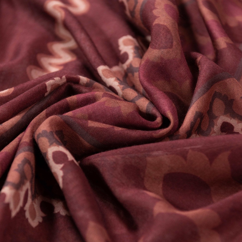 Khat Nwe Wine Scarf