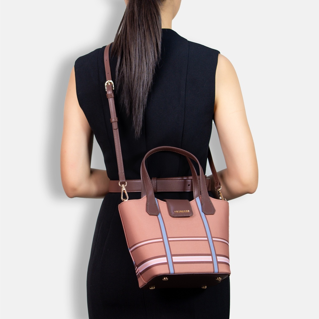 Picnic Chestnut Basket Hand Bag