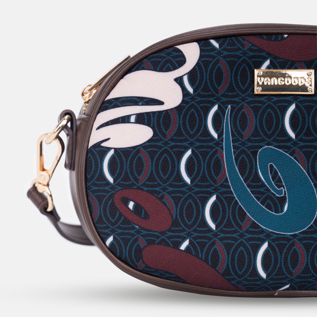 AKKHAYAR Chocolate Squircle Bag