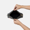 Kanyar Pyo Dove Chain Cross Bag