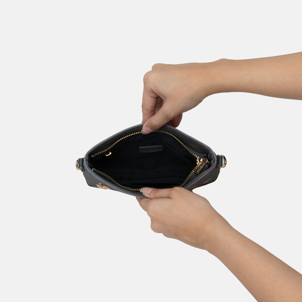 Kanyar Pyo Dove Chain Wallet