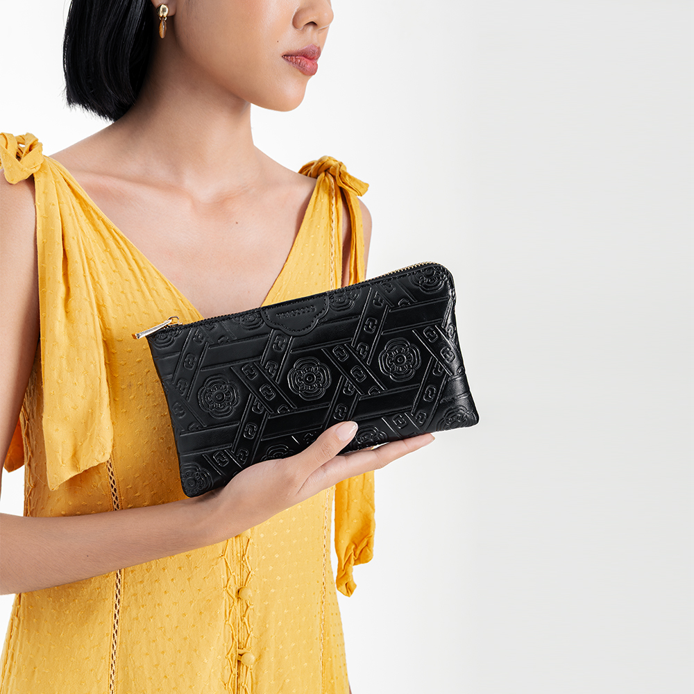 2025 Myat Lay Ngone Onyx Wallet Pouch