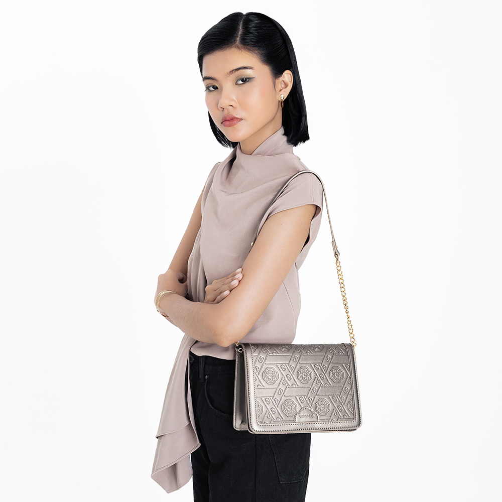 2025 Myat Lay Ngone Future Chain Sling Bag