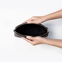 Htate Htar Black Chain Cross Bag