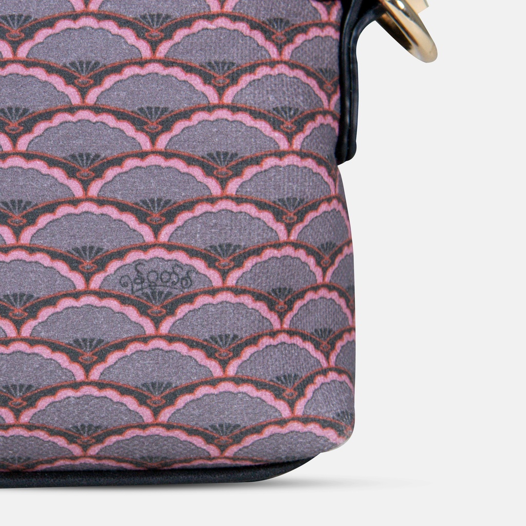 Htate Htar Black Small Cross Bag