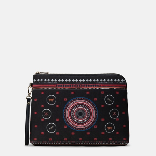 [YG8E2521B] Naga Black Clutch